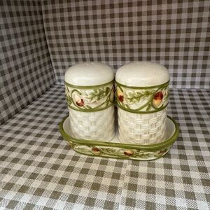 Vintage Ceramic Salt and Pepper Shakers with Tray - Cream and Green. Fall autumn
